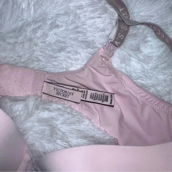 Victoria Secret Pink Bra size 36DD with Glitter Spellout Straps - Picture 3 of 5